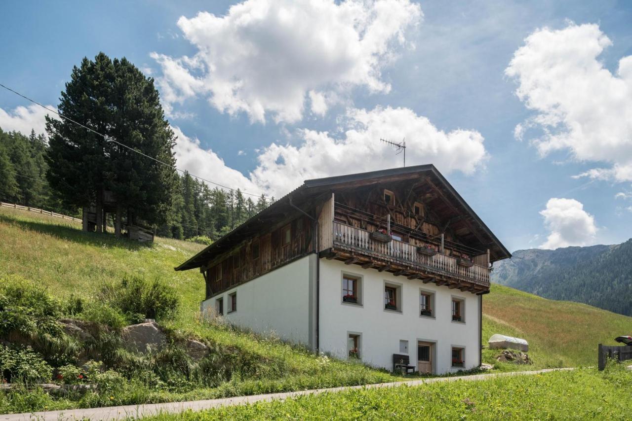 Ferienwohnung Kroesshof Sarentino Exterior photo